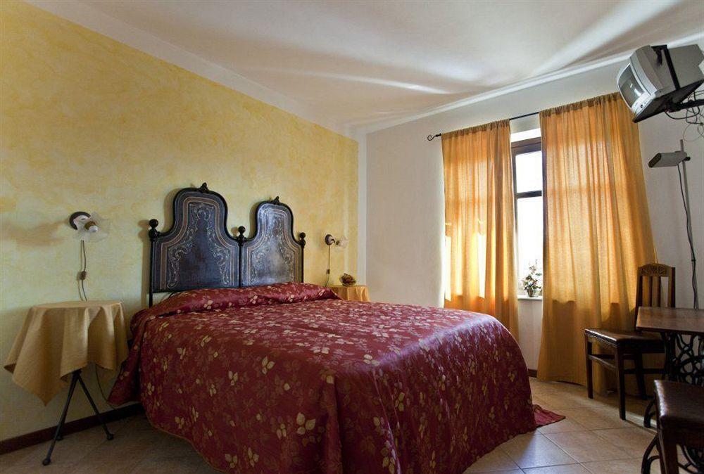 I Grilli Bed & Breakfast Castagnole delle Lanze Exterior photo